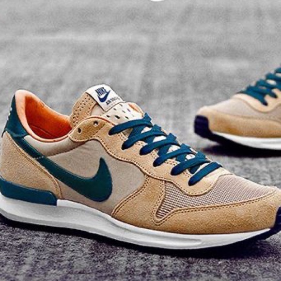 nike air solstice qs